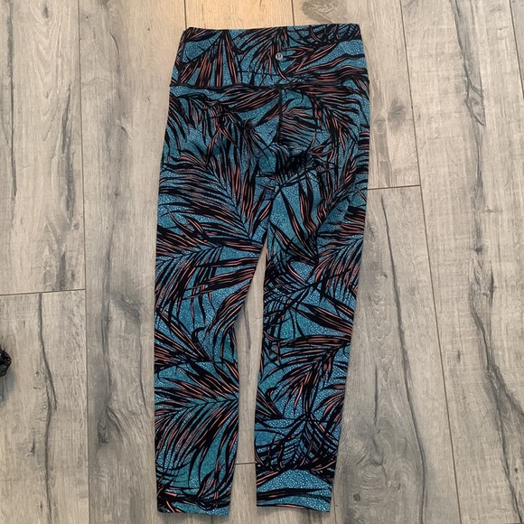 High Times - Picture 3 of 4